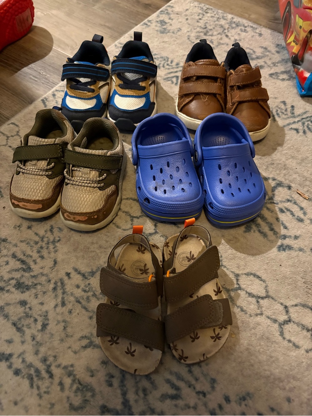 Toddler Size 4 Shoes (Bundle)